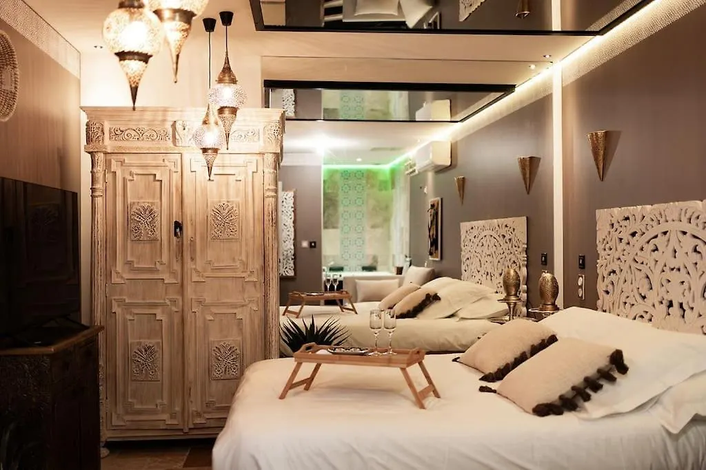 Love Room 1001 Nuits & Balneo Saint-Rambert-dʼAlbon